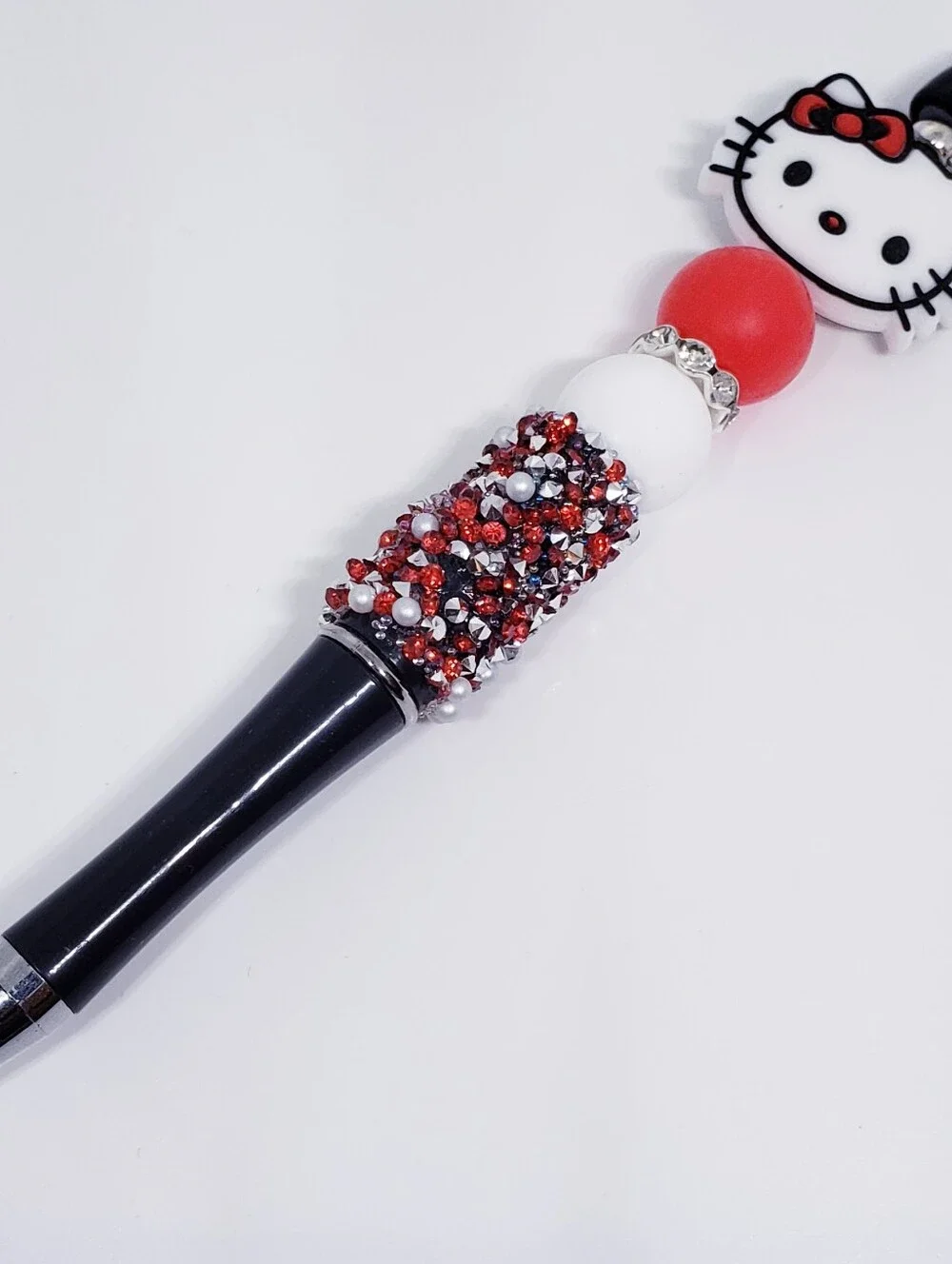 Handmade Red White Hello Kitty Rhinestone Beaded Silicone Focal Bead Pen